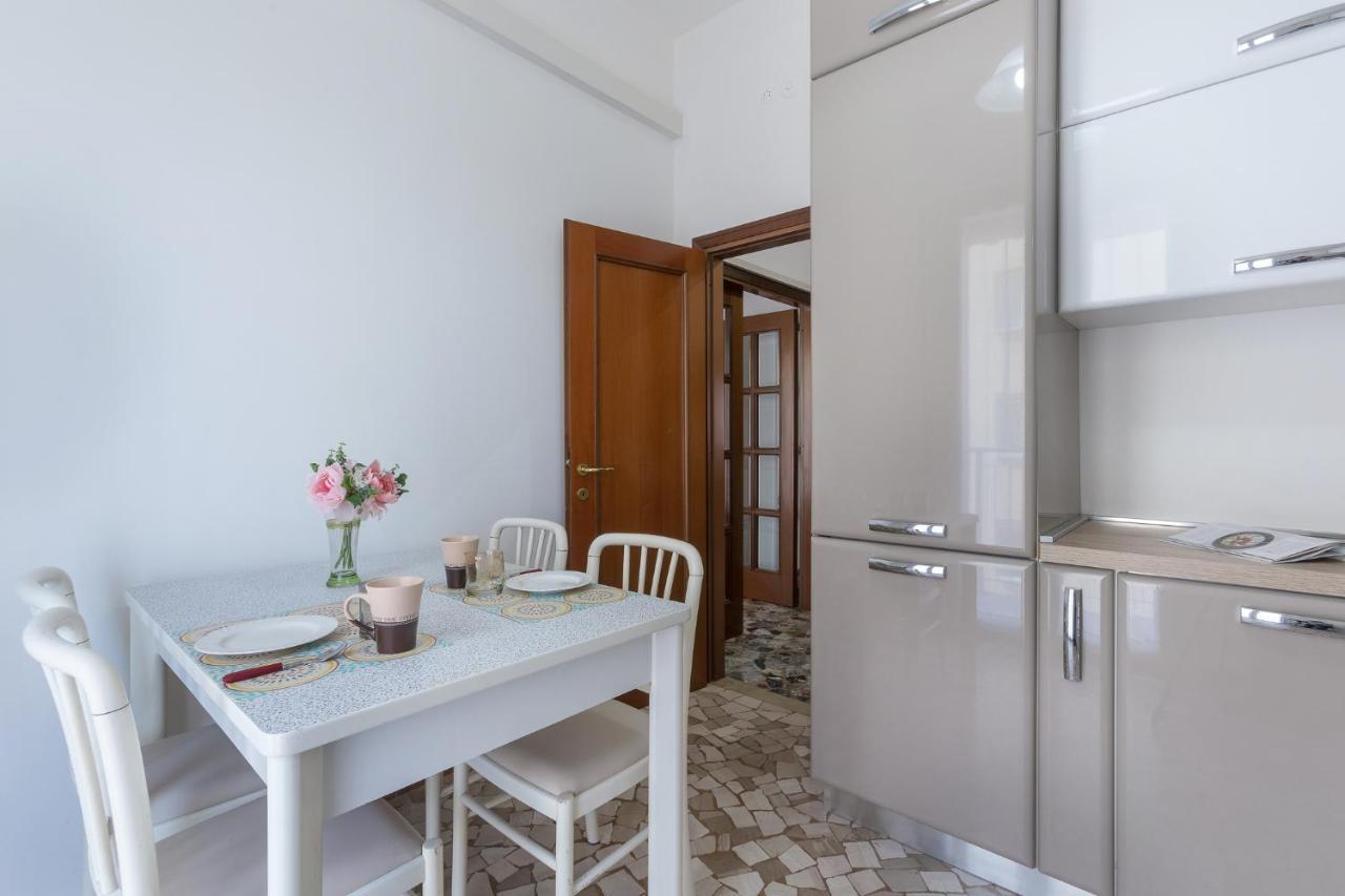 A 500 Mt Dalla Certosa Apartment بولونيا المظهر الخارجي الصورة