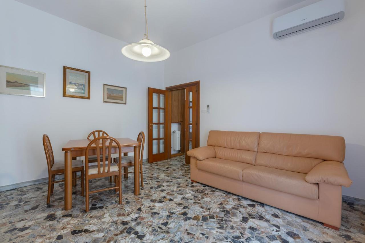 A 500 Mt Dalla Certosa Apartment بولونيا المظهر الخارجي الصورة